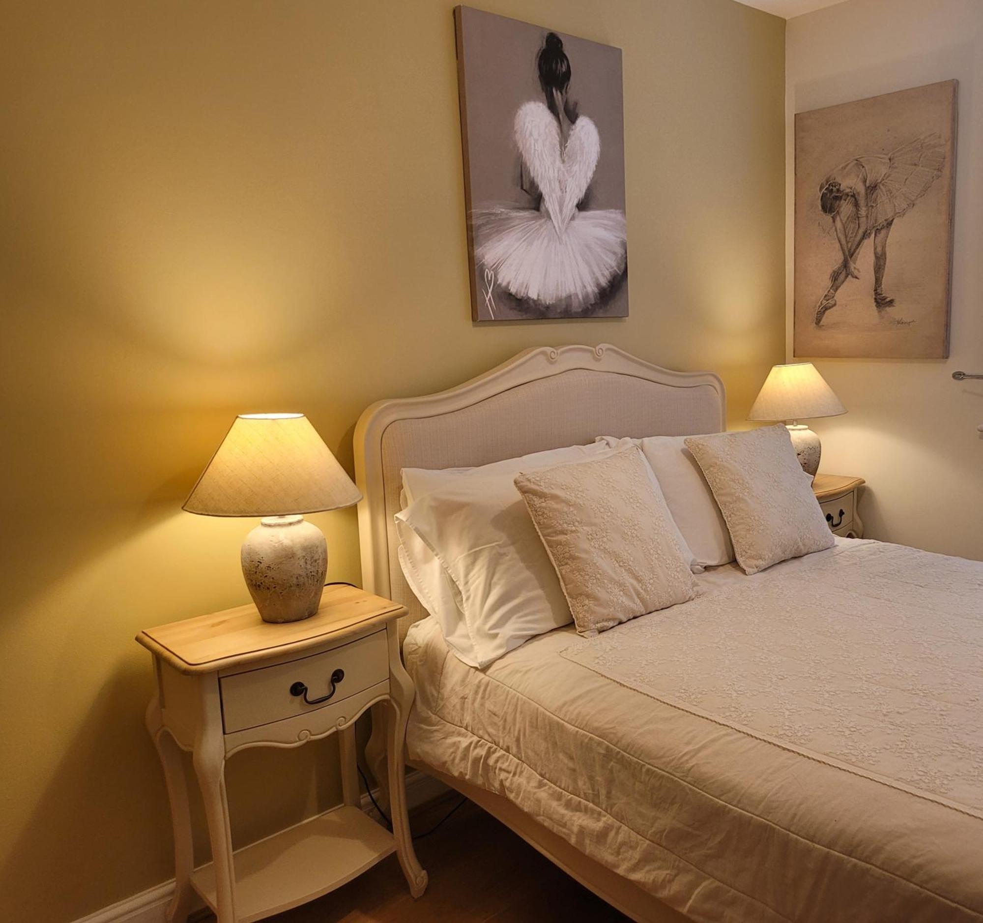 Three Bedroom By Beautiful Park Londra